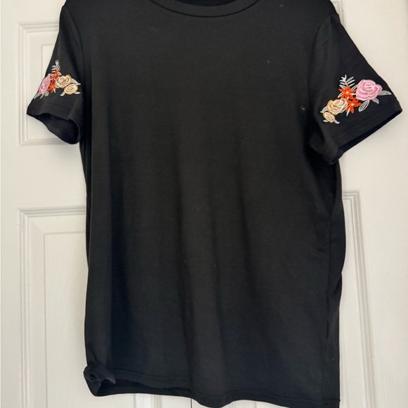 Tops - Floral Embroidered Black Tee